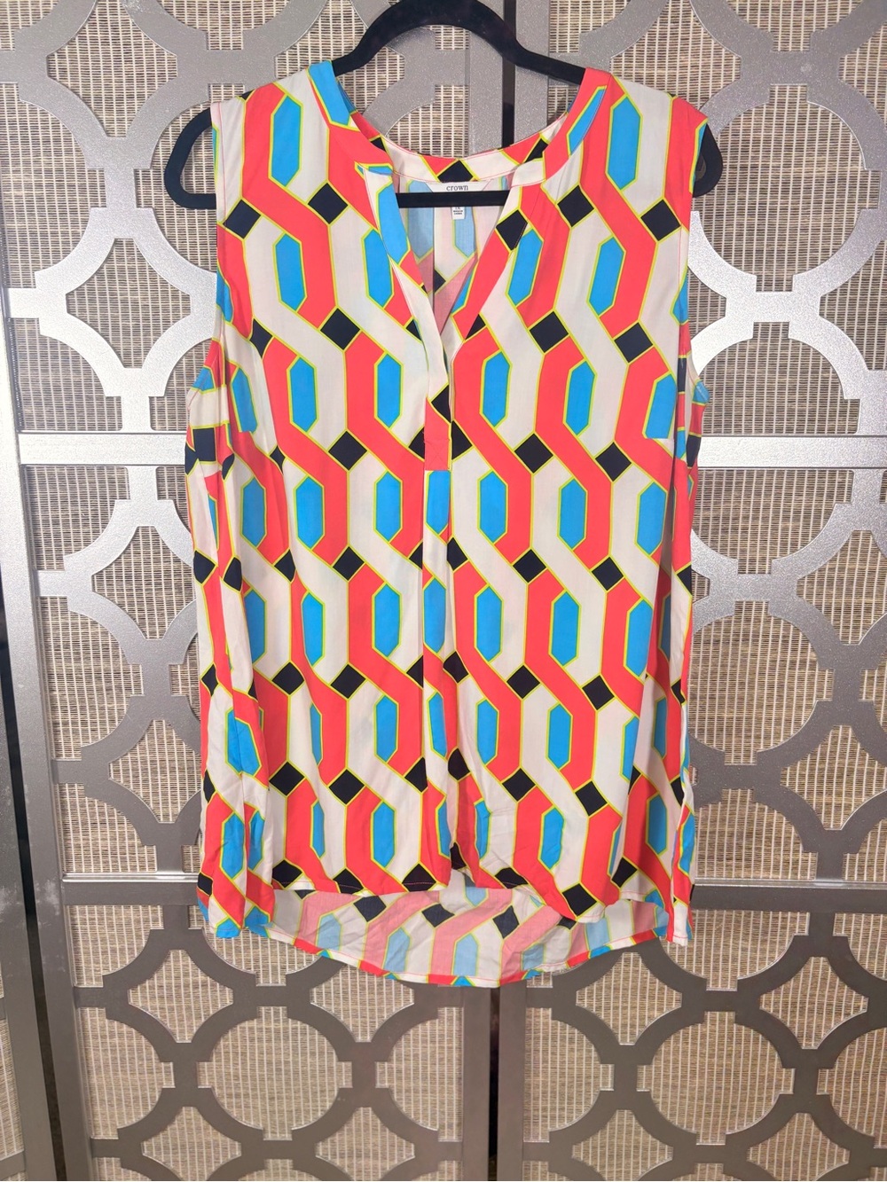 crown & ivy Coral, Aqua, Black Geometric Sleeveless Camisole - Picture 1 of 6